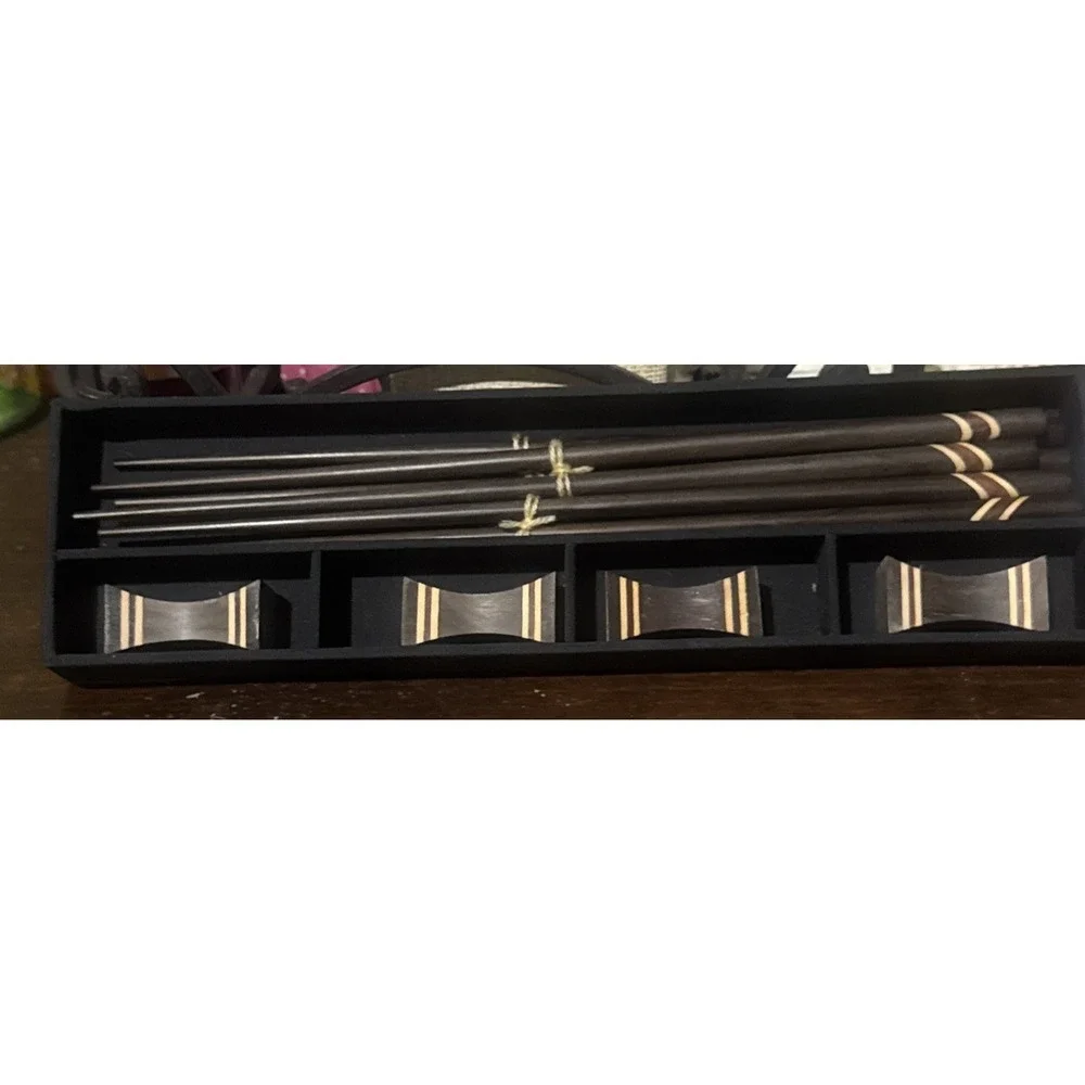 Vintage Wooden Chop Sticks & Resting Blocks With Case‎ 4 Pair Beautiful!